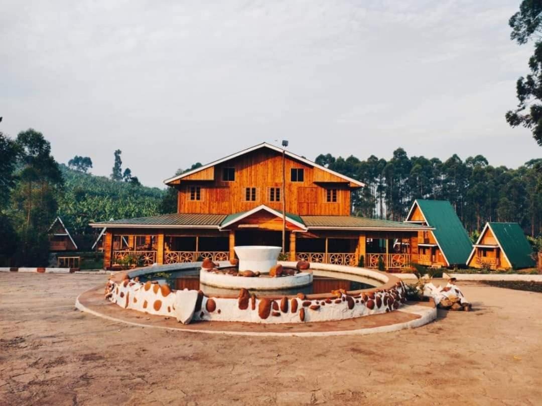 Nsaho Resort Fort Portal Exterior photo