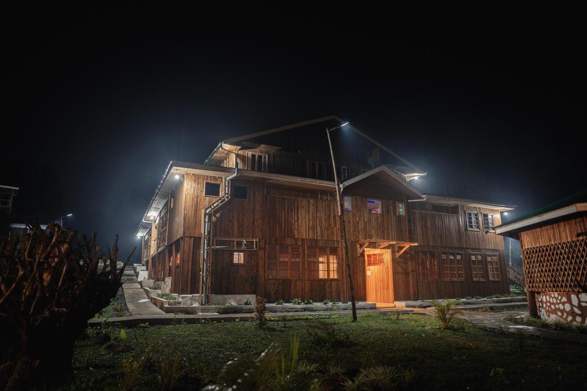 Nsaho Resort Fort Portal Exterior photo